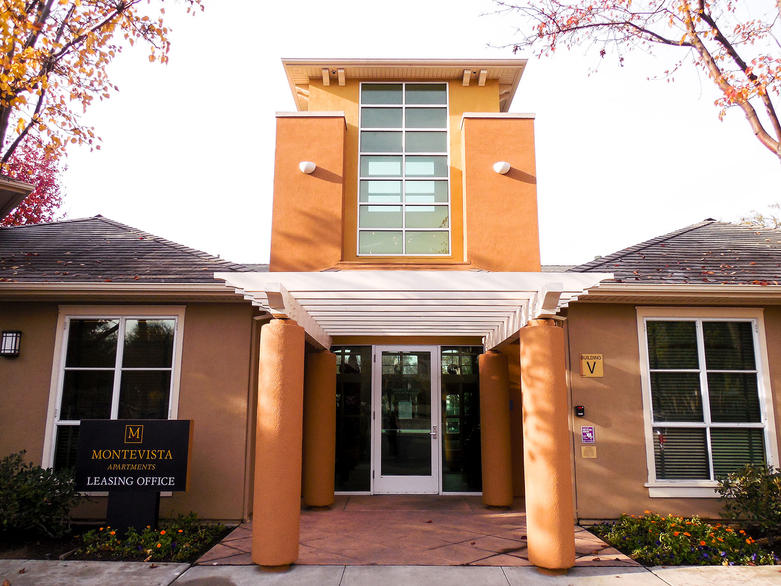 Montevista Apartments